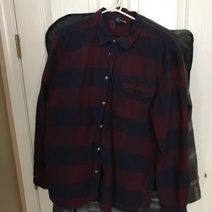 Medium Men’s Flannel